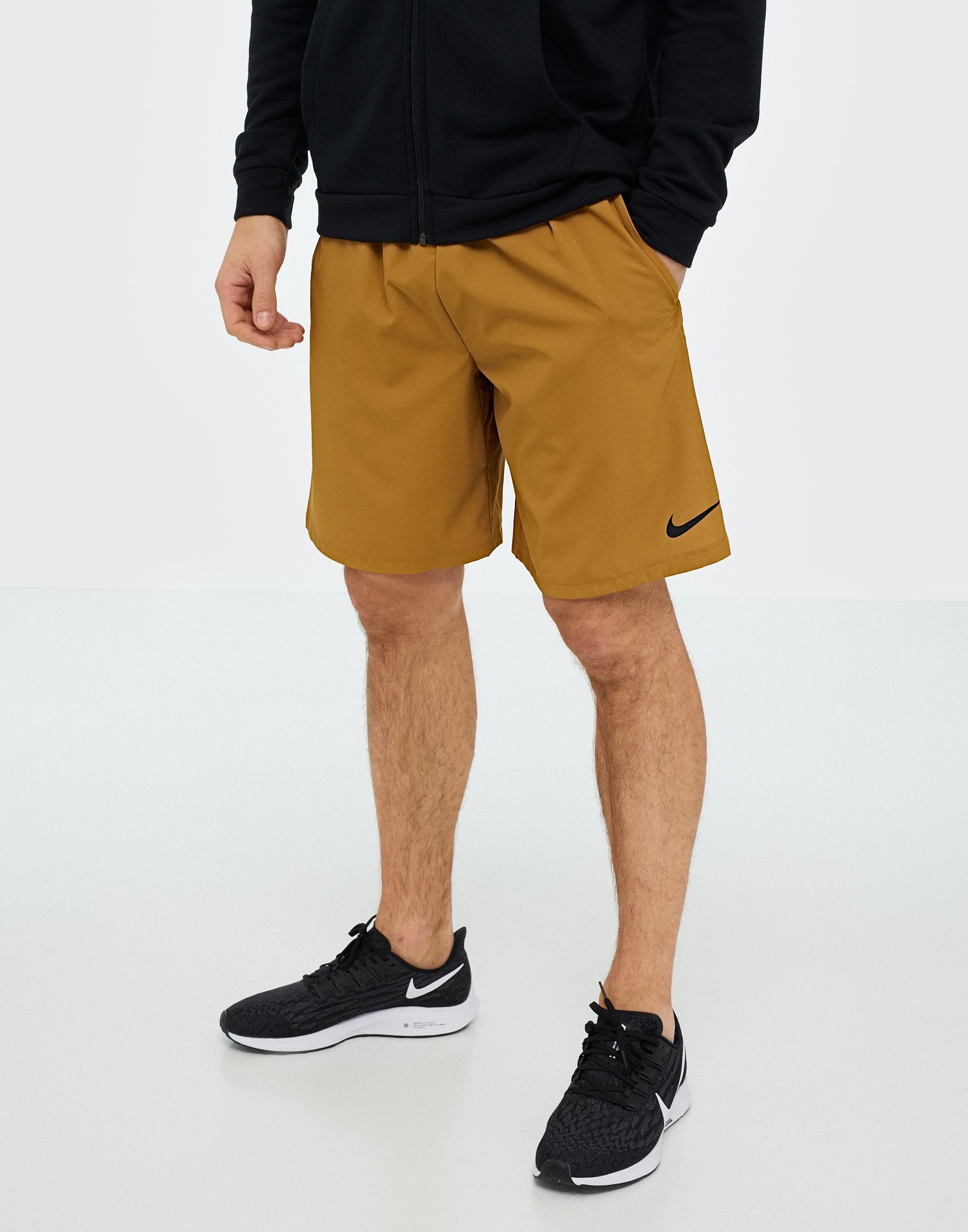 m nk flx short woven 2.0