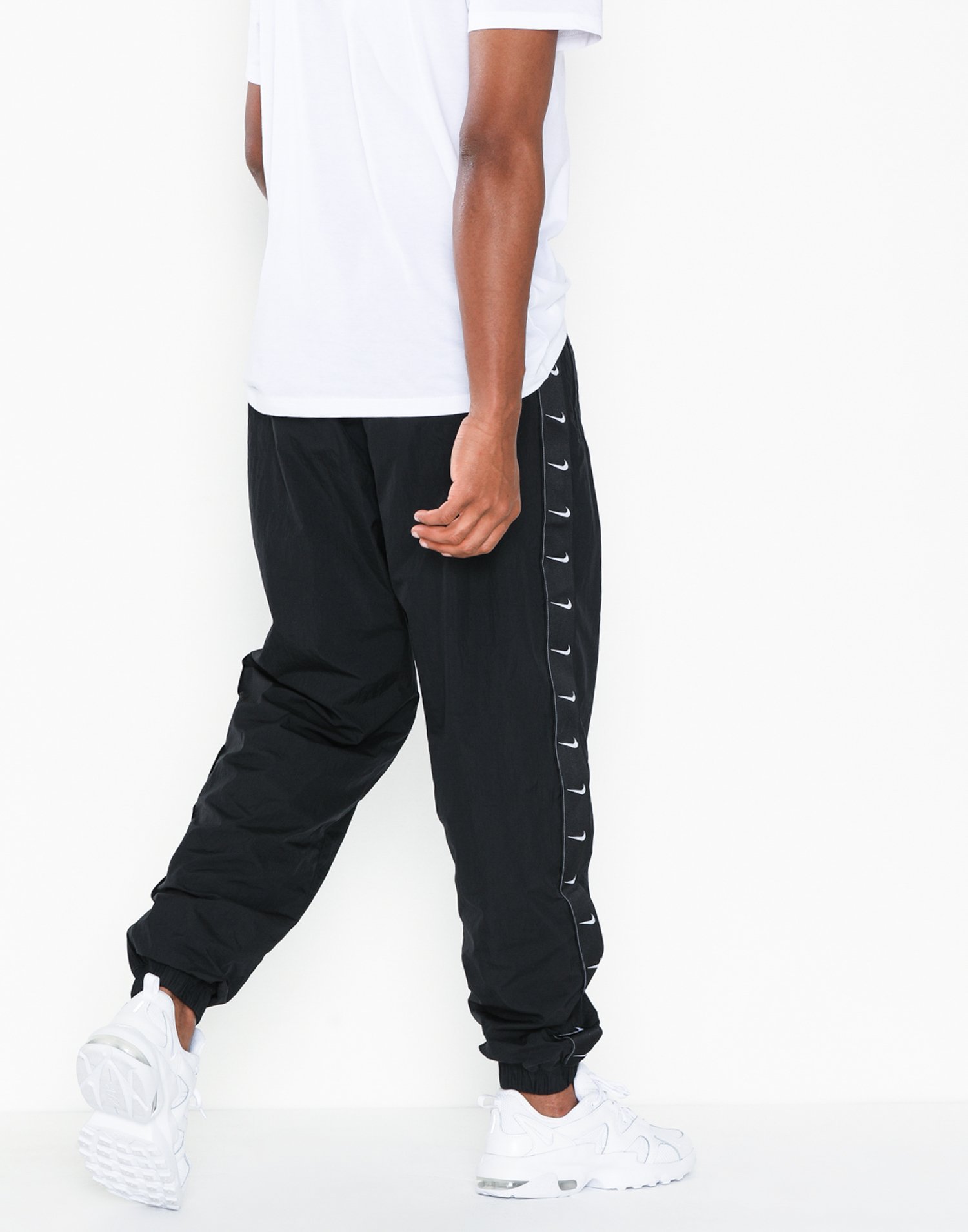 nike swoosh pant