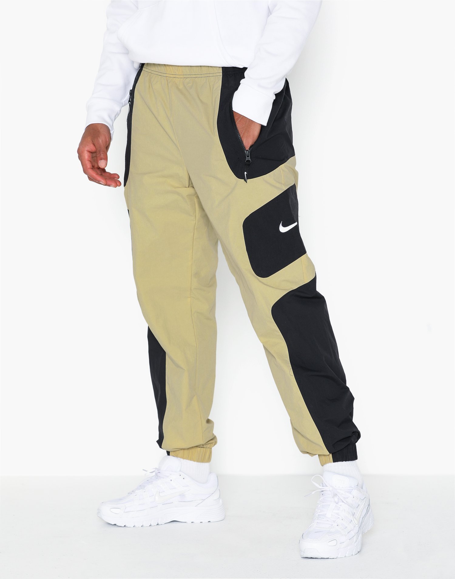 nike re issue pant