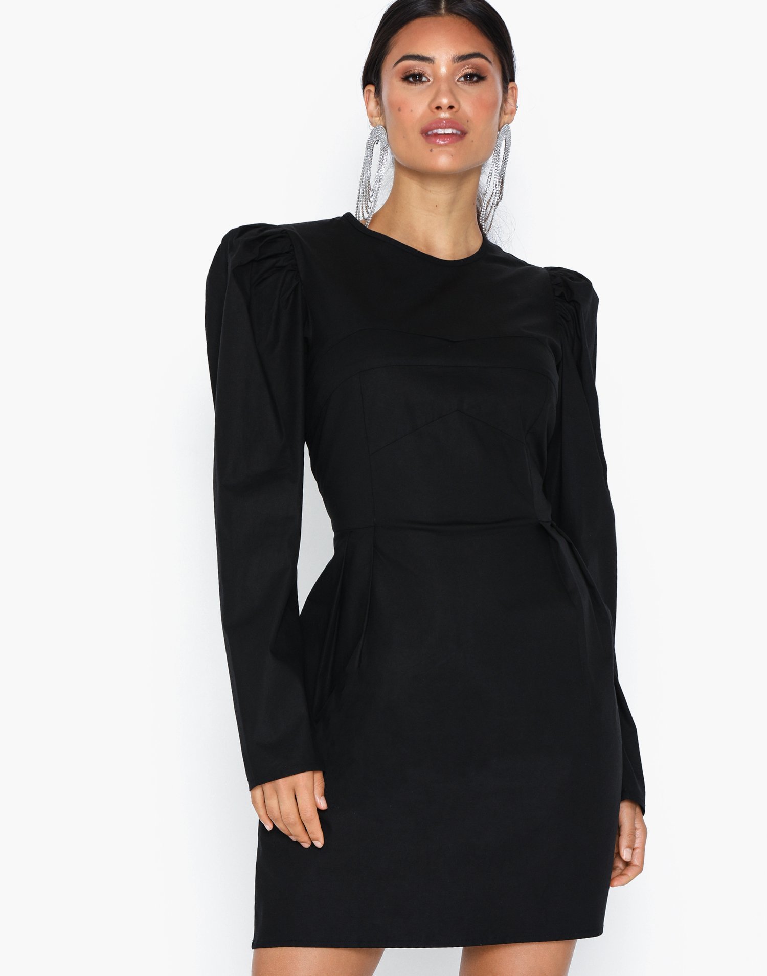 Shop Nly Trend Sculptured Puff Dress Black Nelly Com