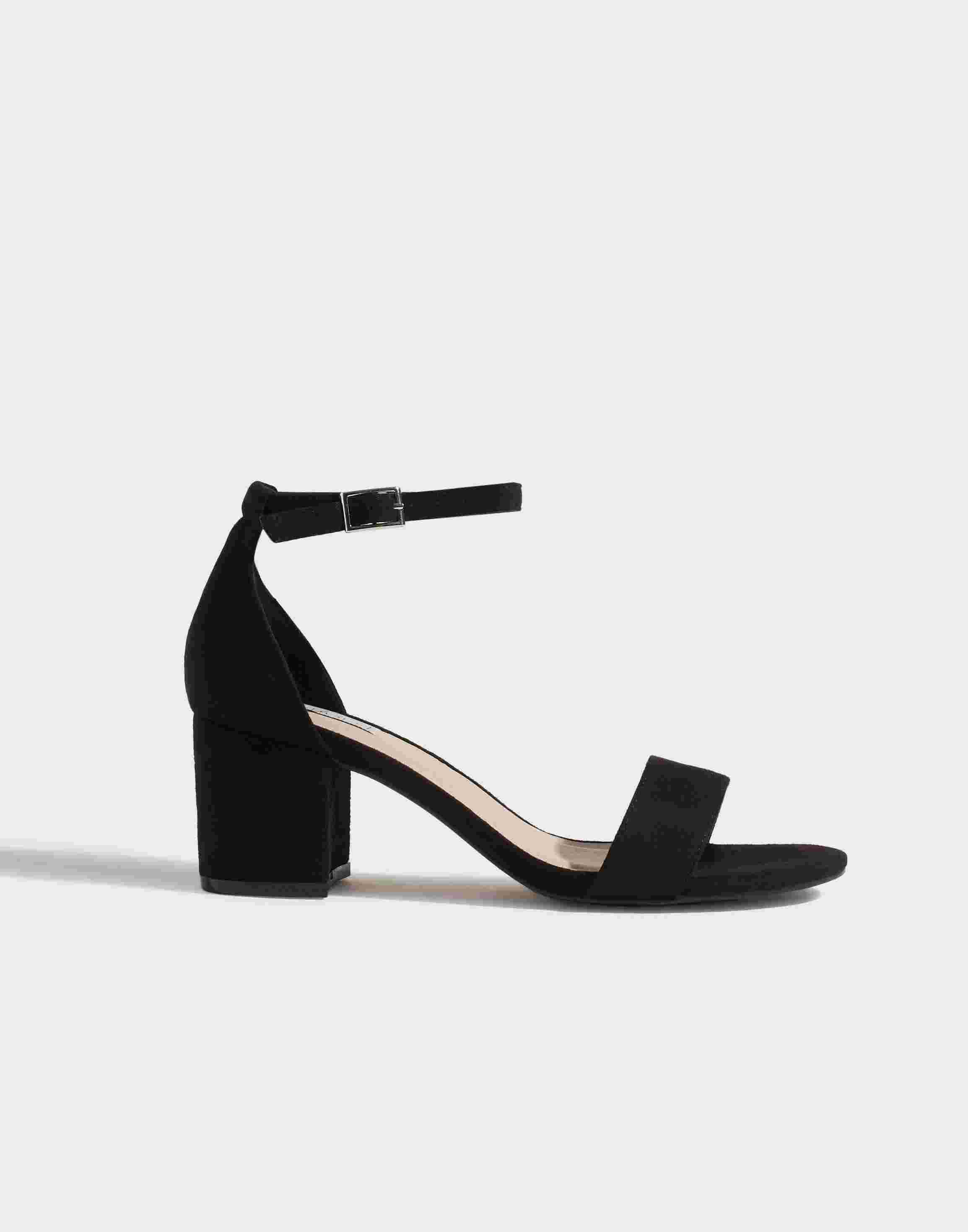 nly by nelly low block heel