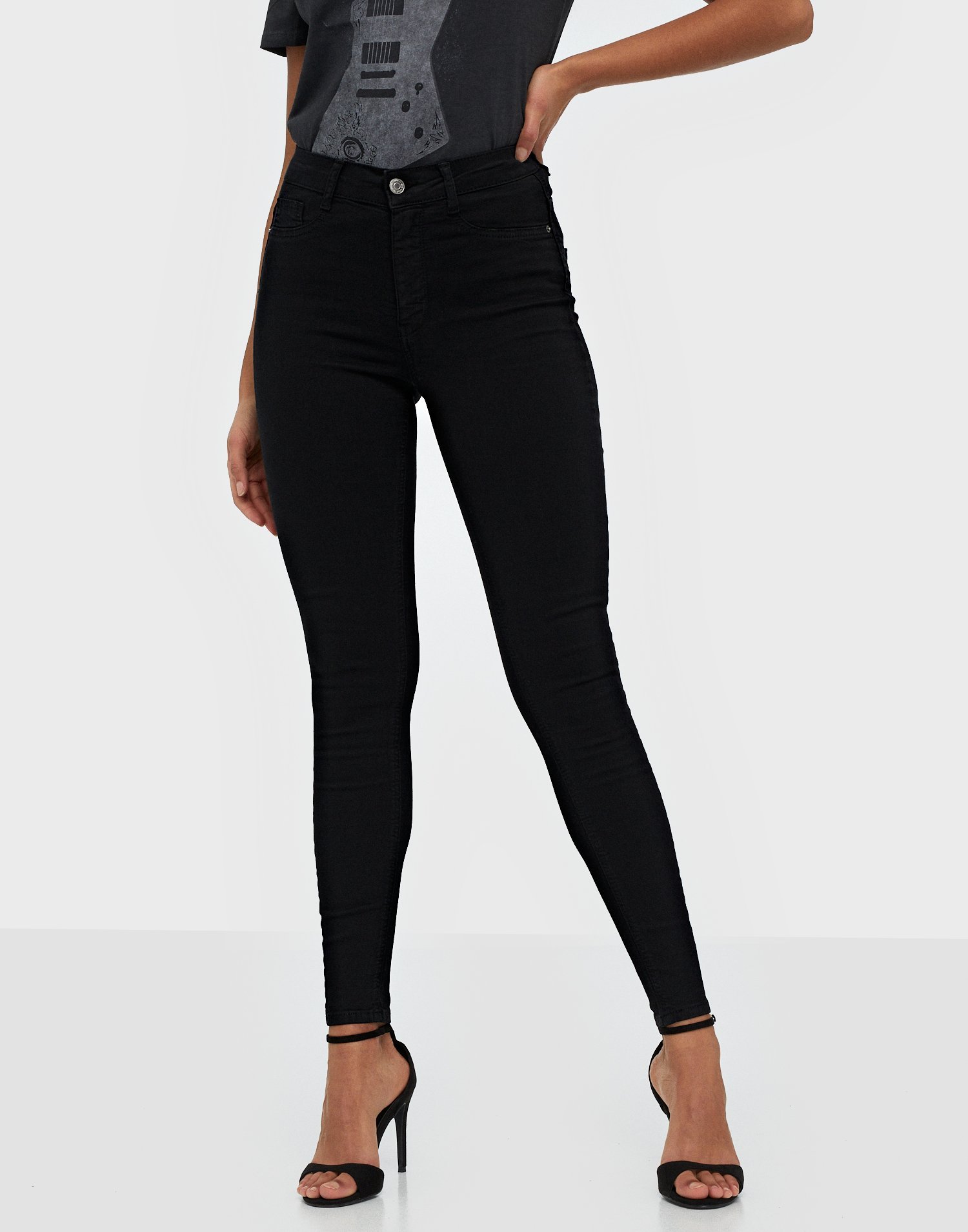 Shop Gina Tricot Molly High Waist Jeans Black Nelly Com