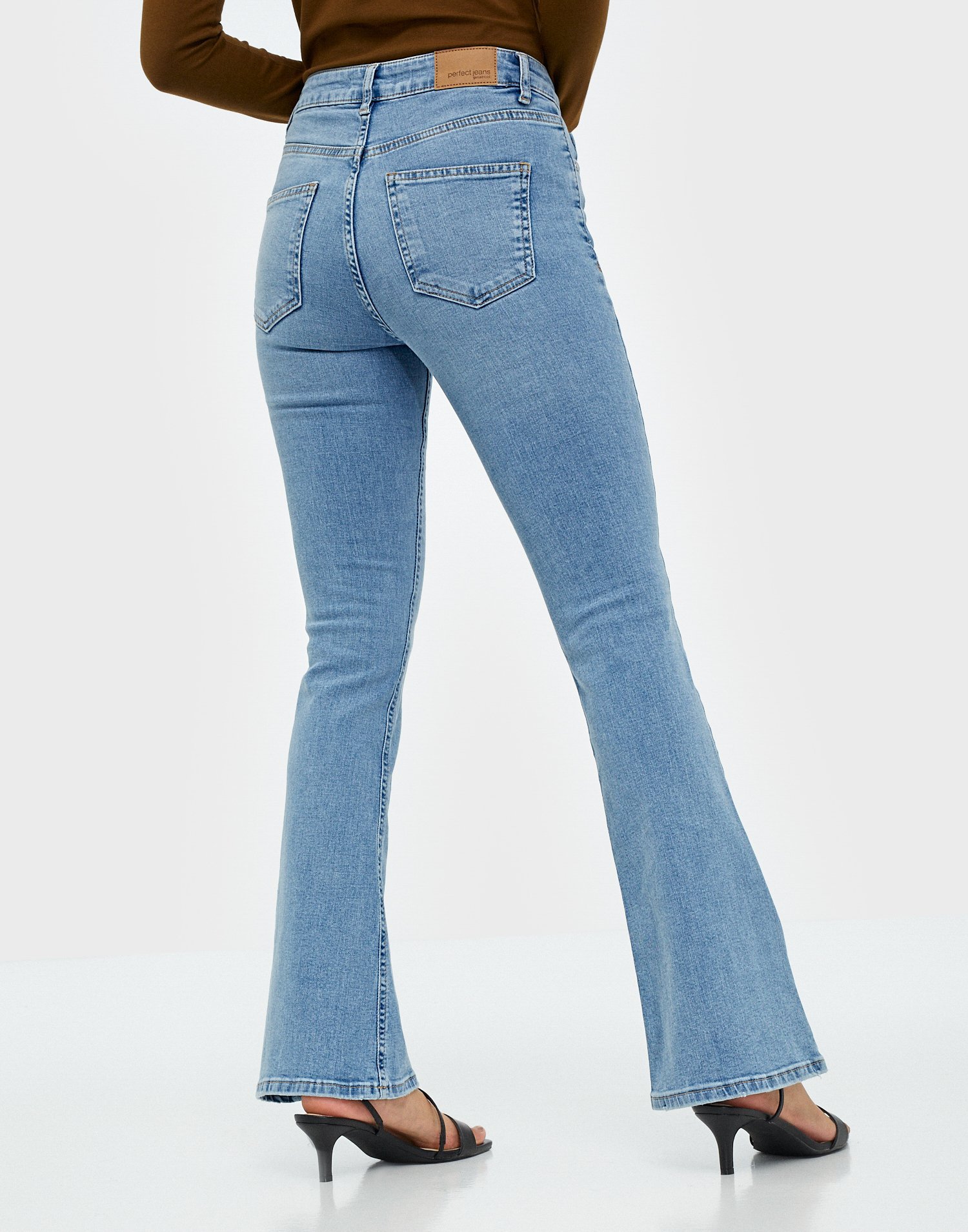 natasha bootcut jeans gina tricot