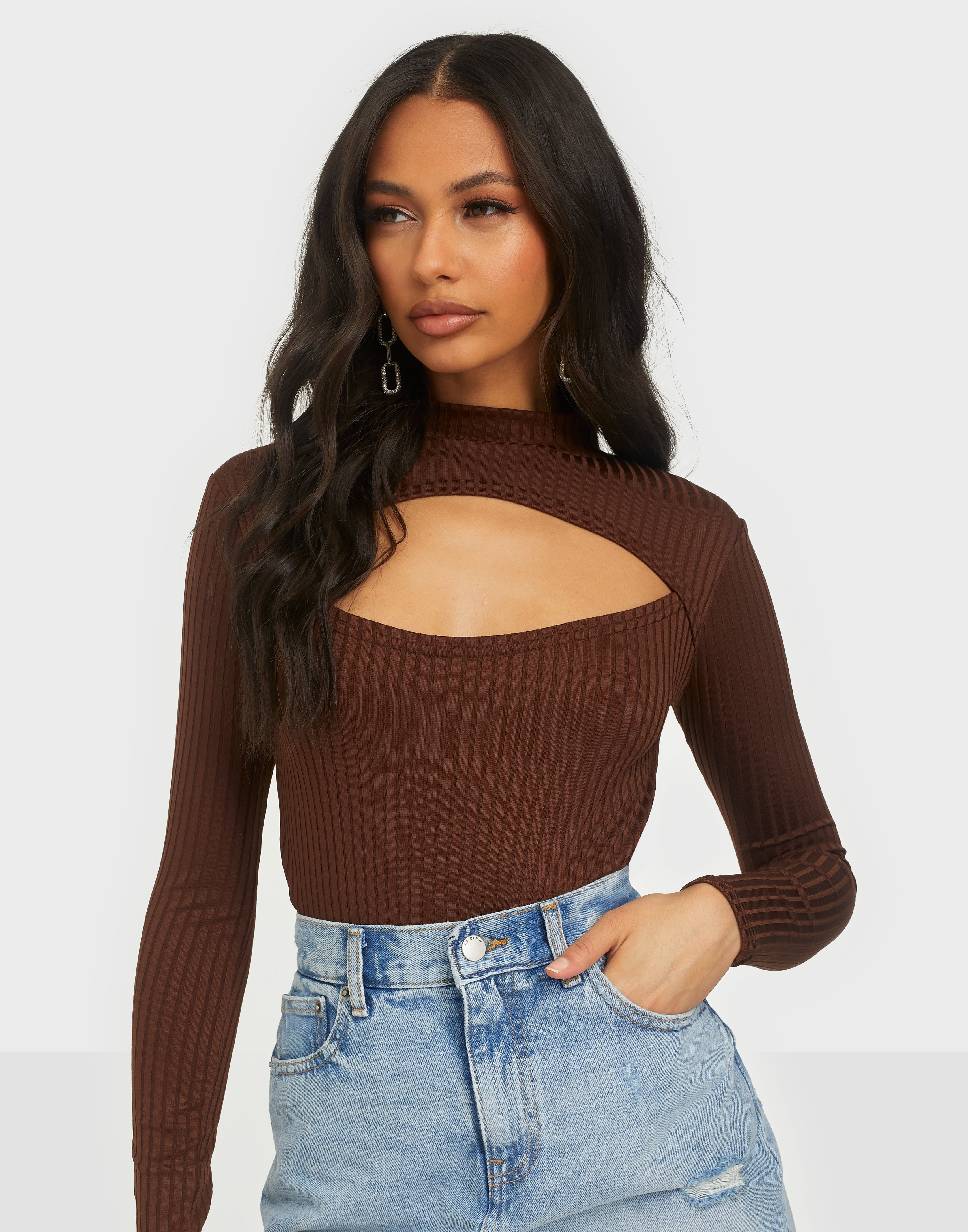 cut out top long sleeve