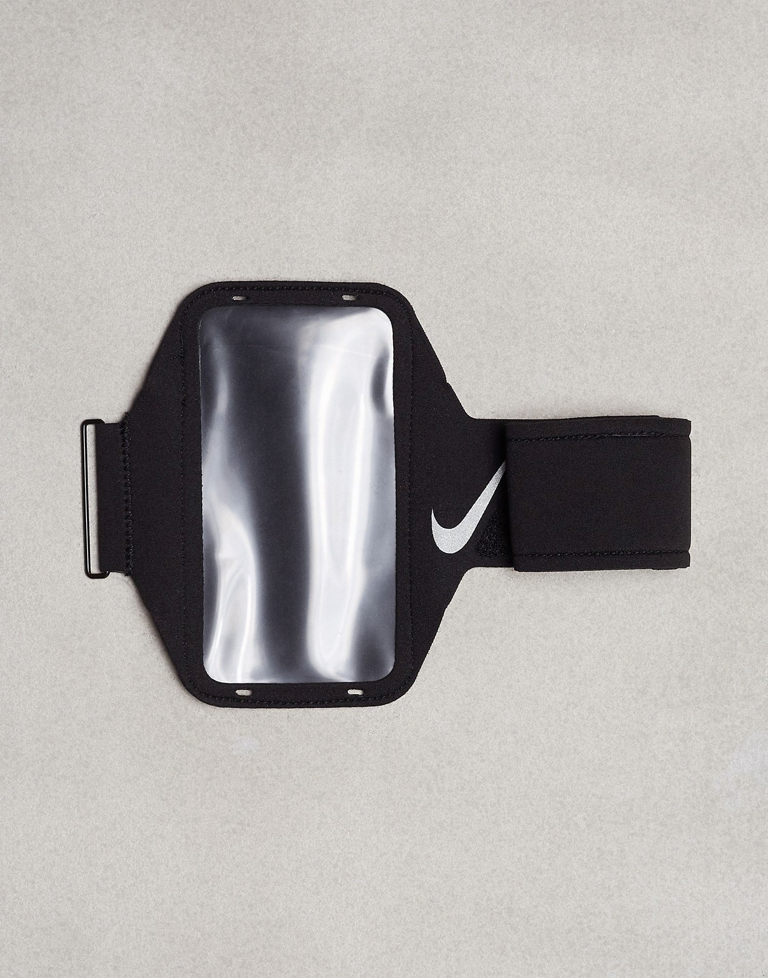 NIKE LEAN ARM BAND - Black - NLYMAN.COM