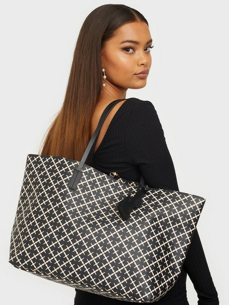 By Malene Birger Darin Skuldertaske Sort By Malene Birger Darin Skuldertaske Sort