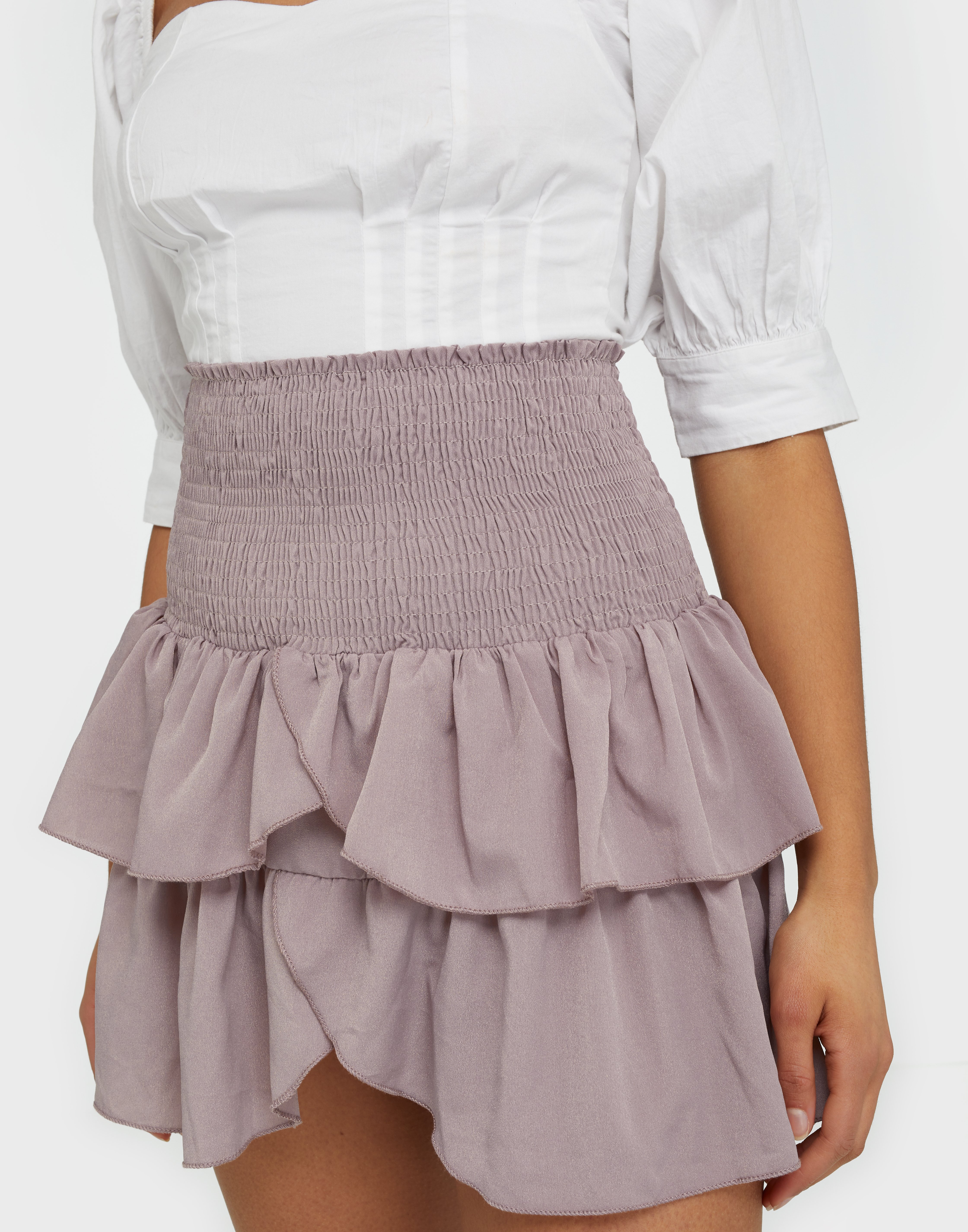 Lang Alvorlig krybdyr Carin Skirt Mini skirts Misty Rose Neo Noir - Nelly.com