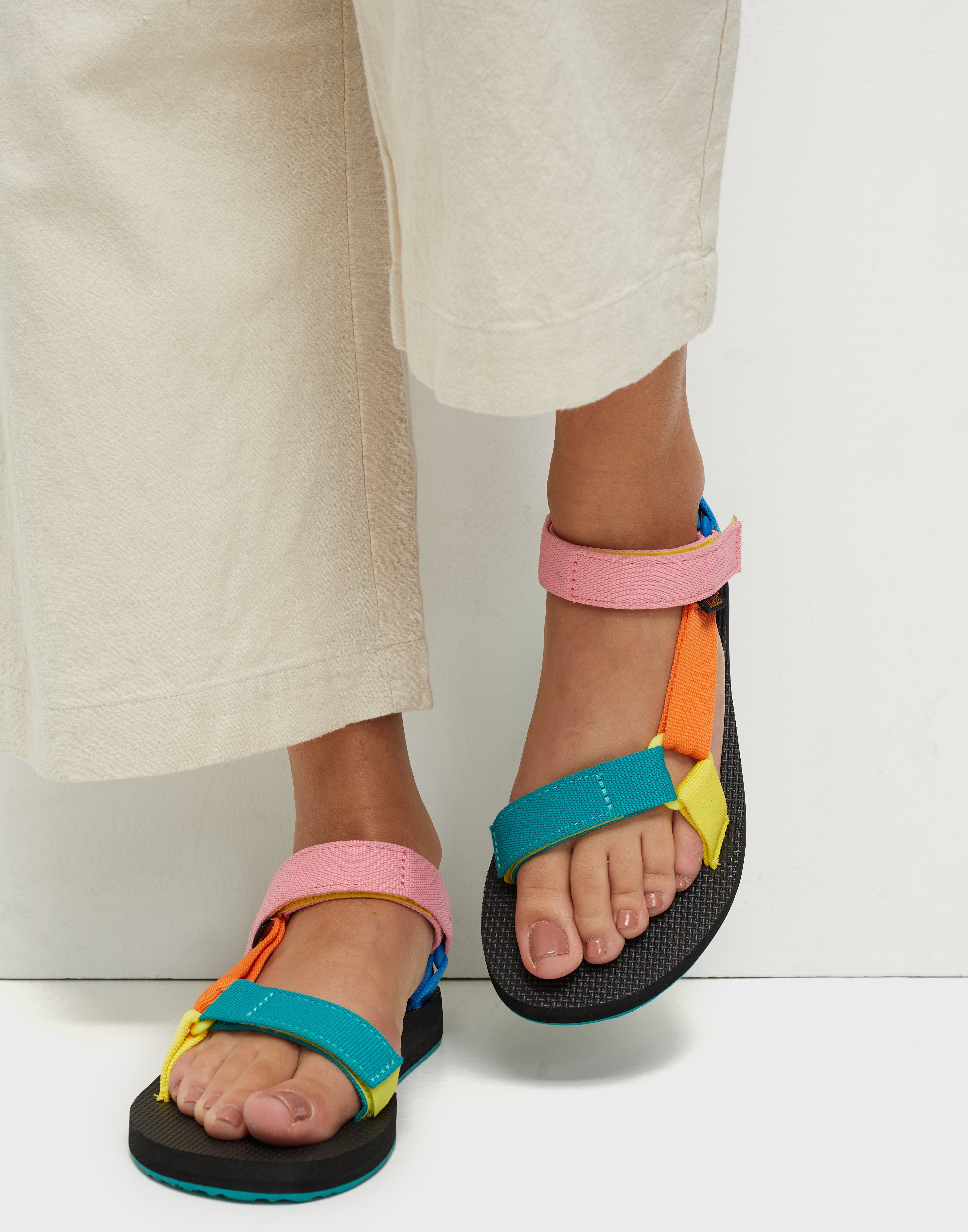 multicolor teva