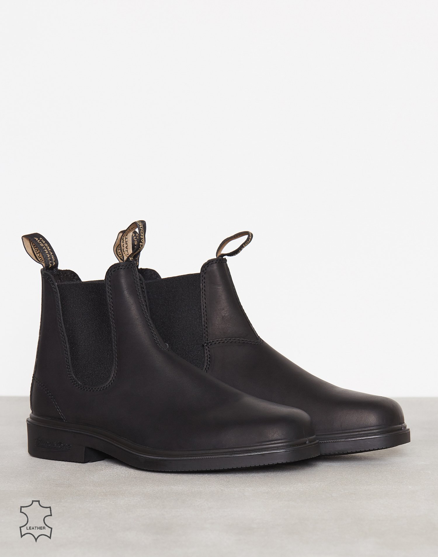 blundstone voltan black