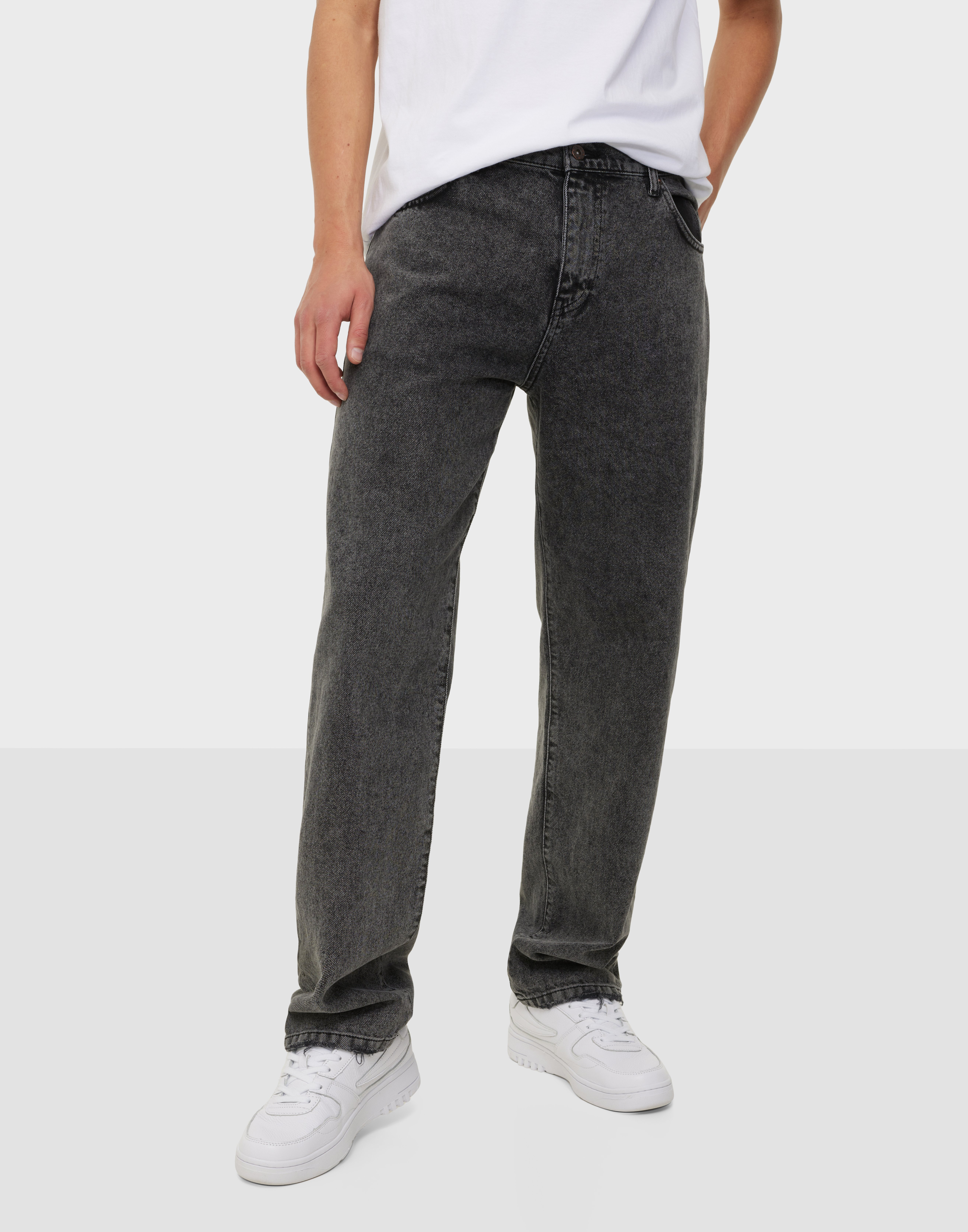 Shop Leroy Thun Black Jeans - Grey - NLYMAN.COM