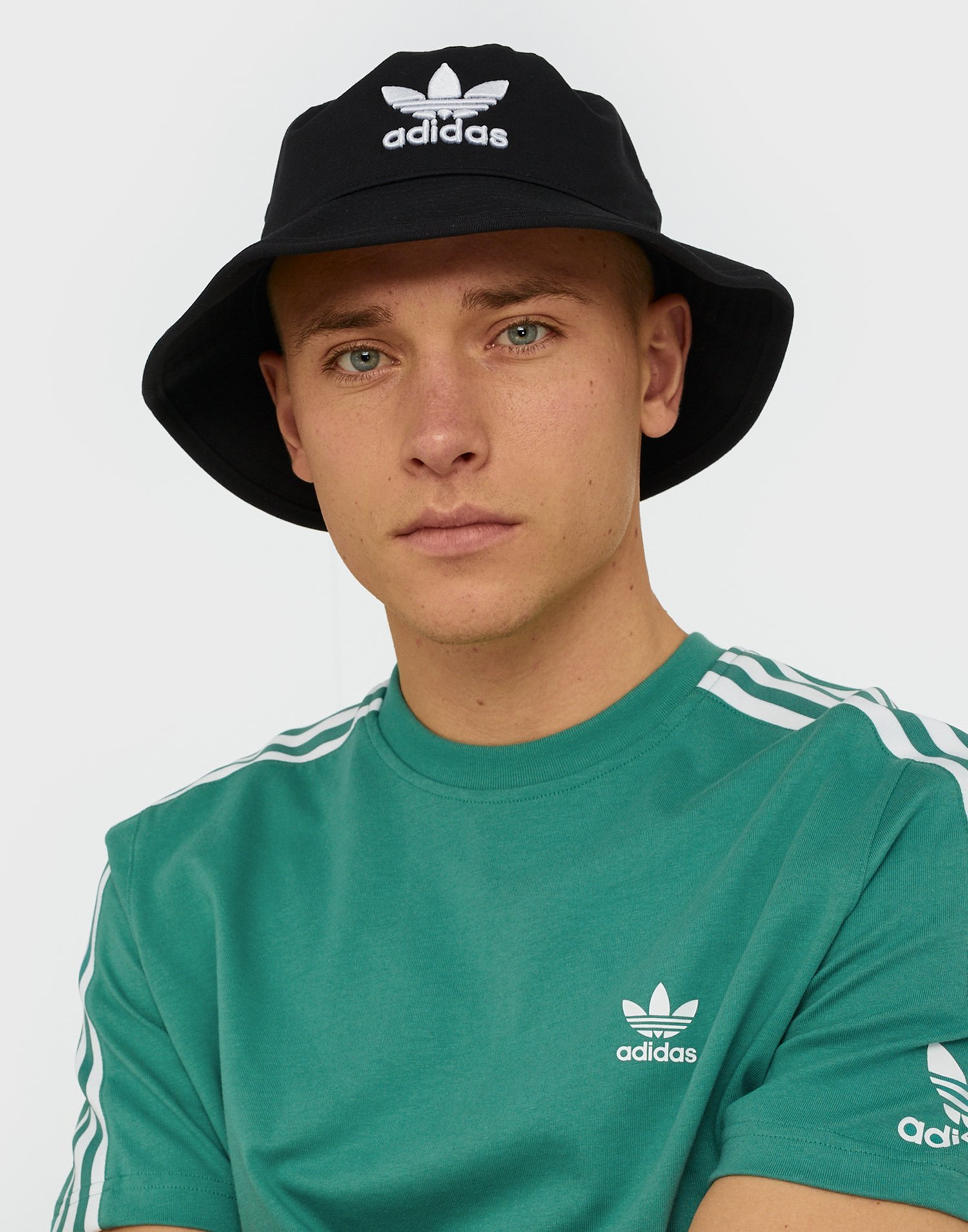 bucket hat ac