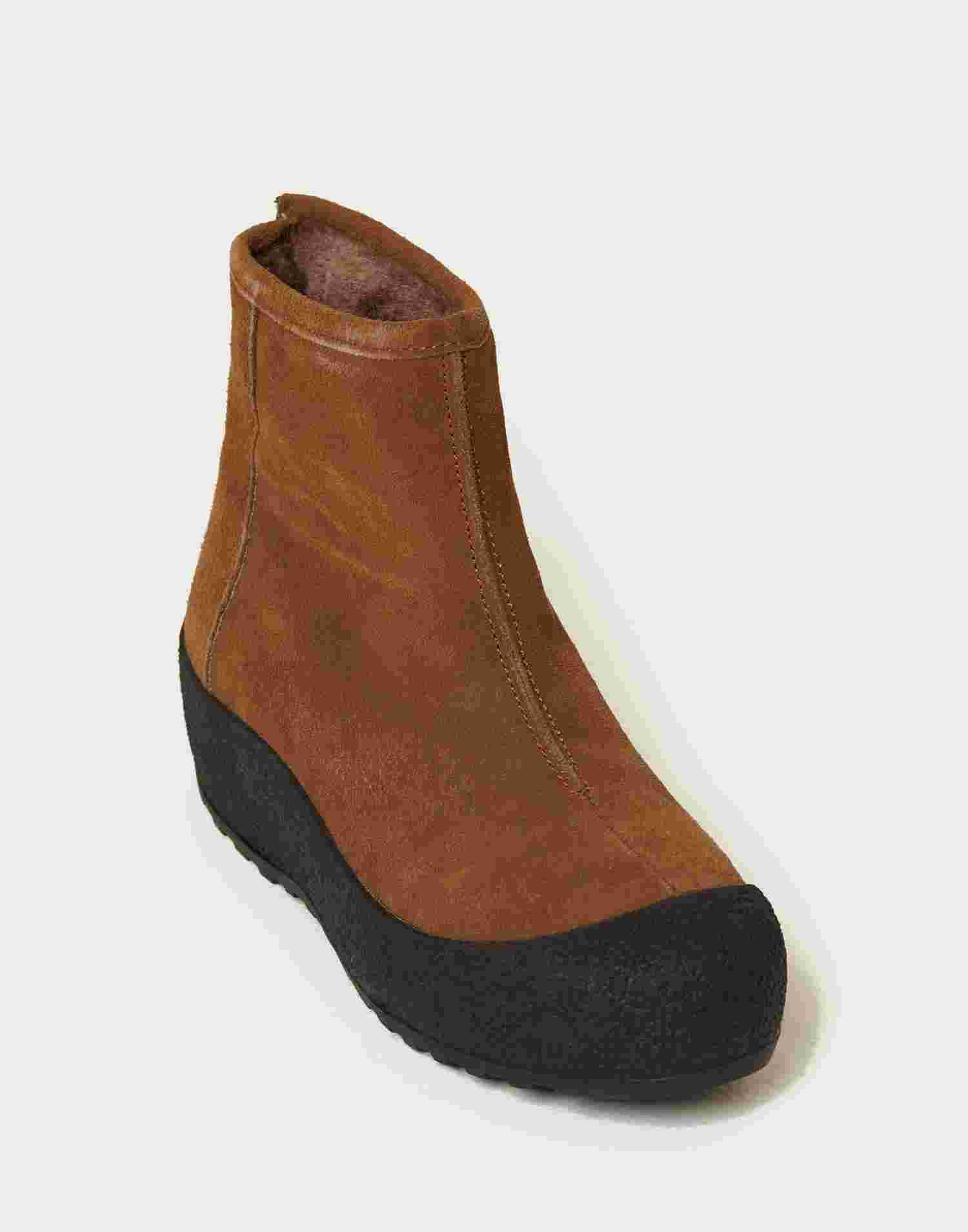 duffy flat boots