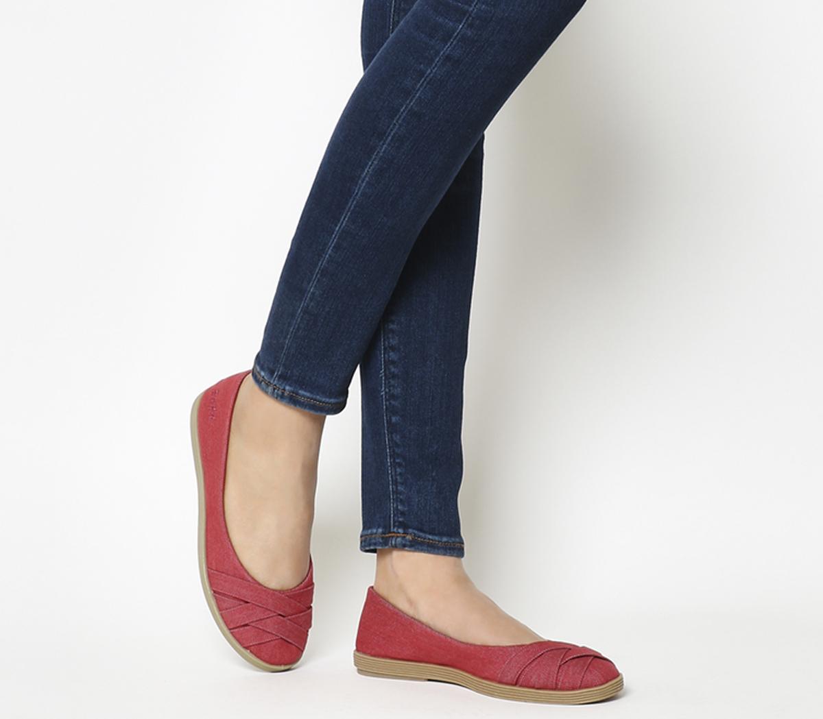blowfish glo pumps