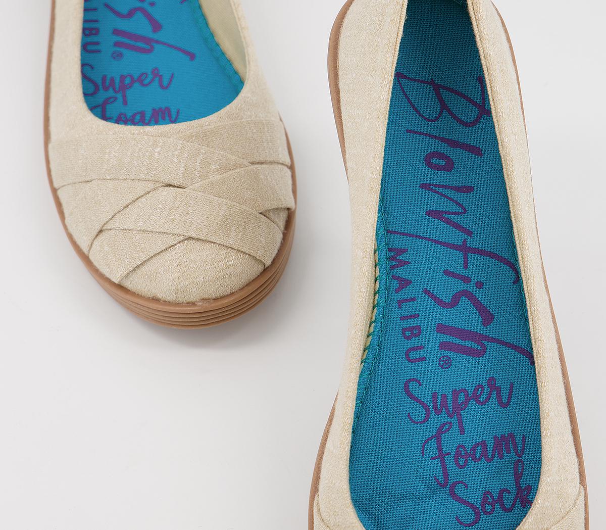 blowfish glo pumps