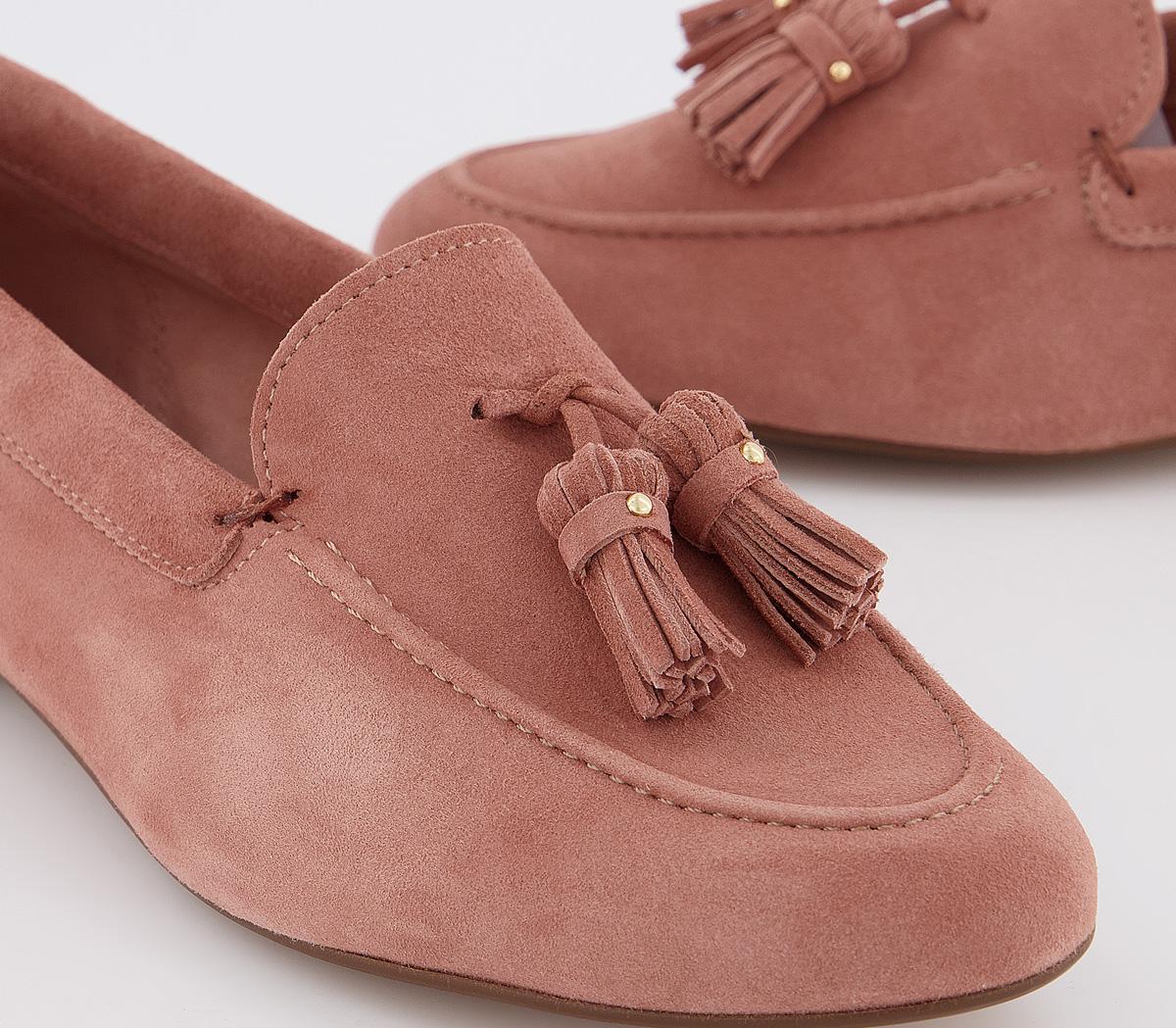 retro tassel loafers