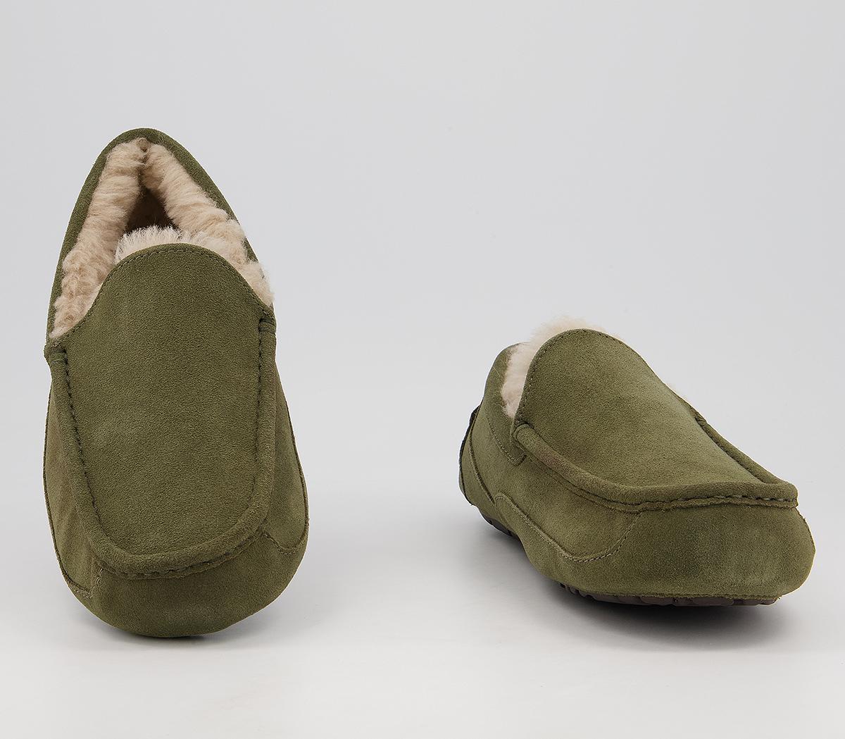 UGG Ascot Slippers Burnt Olive - Casual