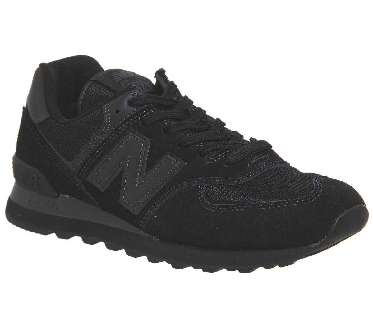 all black new balance trainers