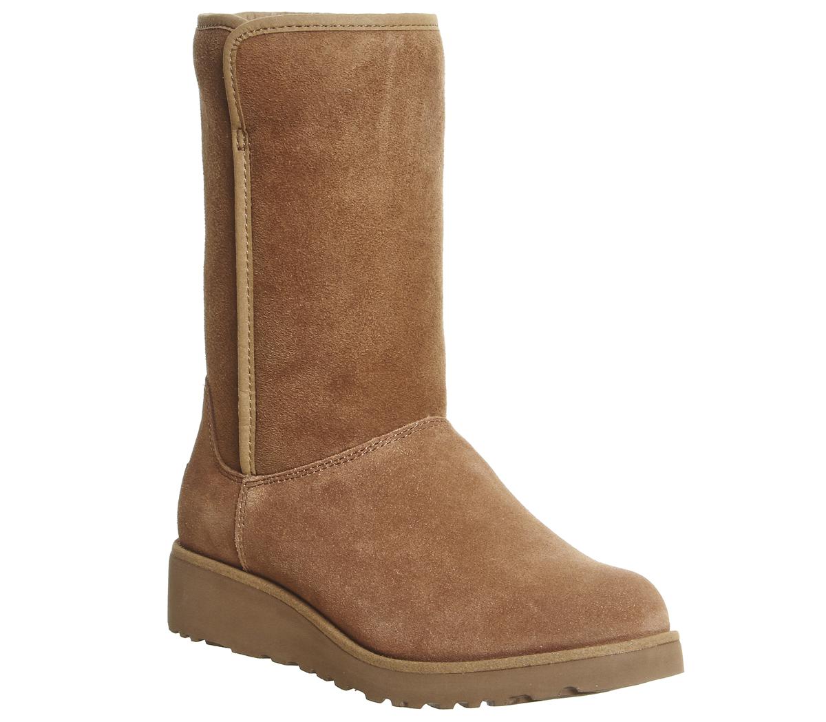 UGG Classic Amie Slim Short Chestnut Suede - Ankle Boots
