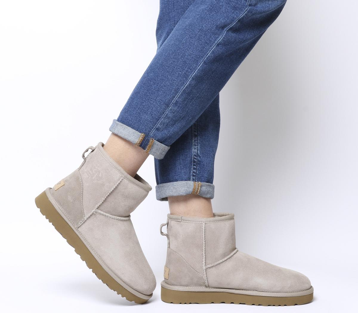uggs oyster
