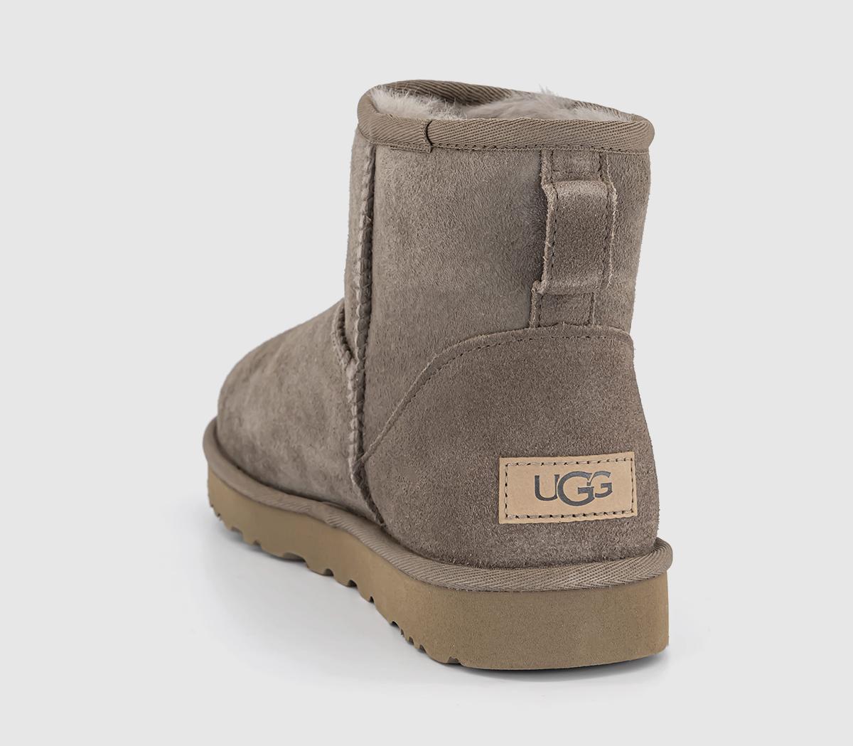 ugg yose fluff caribou