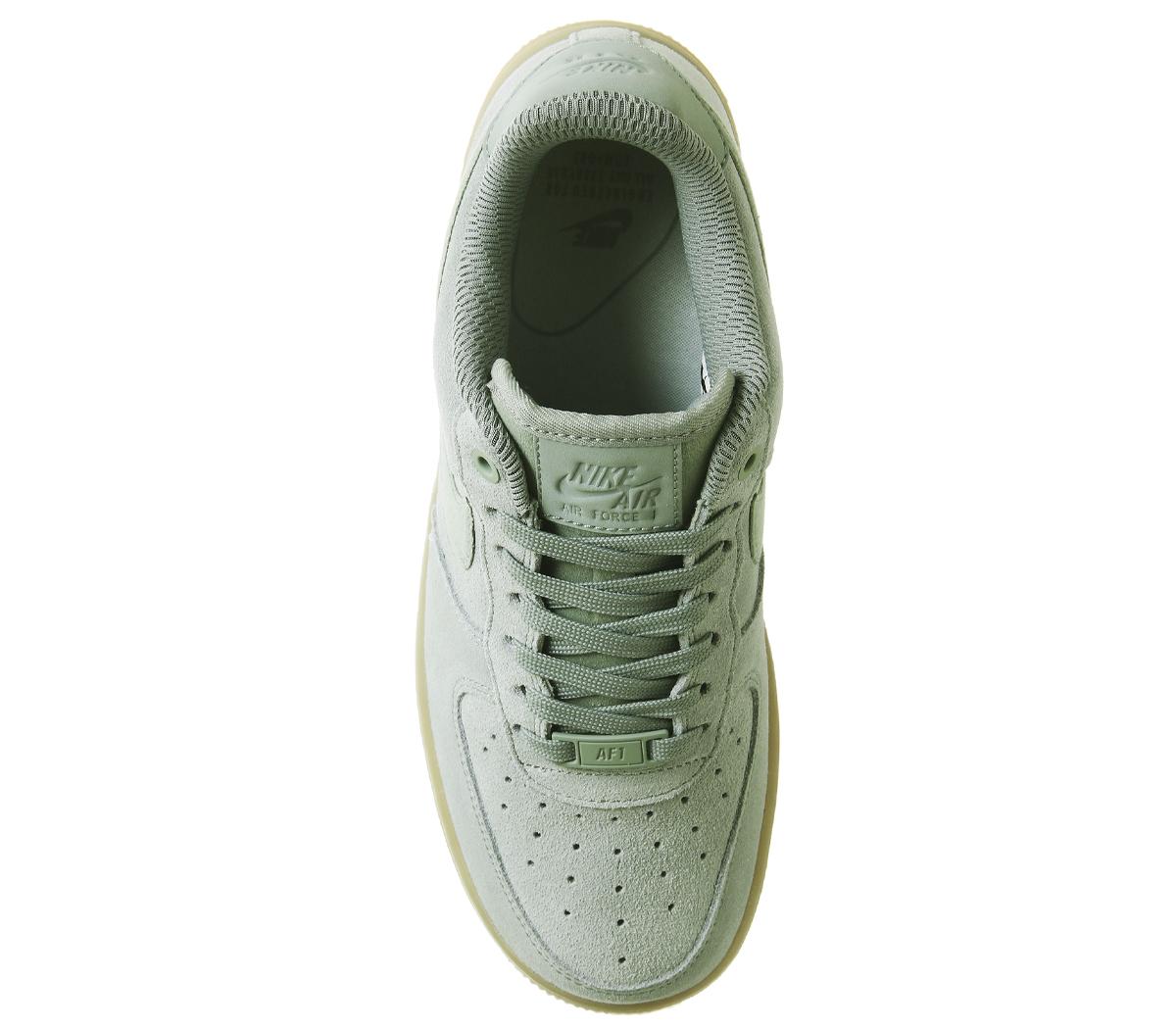 nike air force 1 07 trainers mica green gum