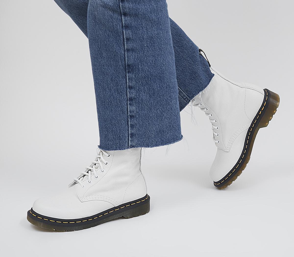 8 Eyelet Lace Up Boots