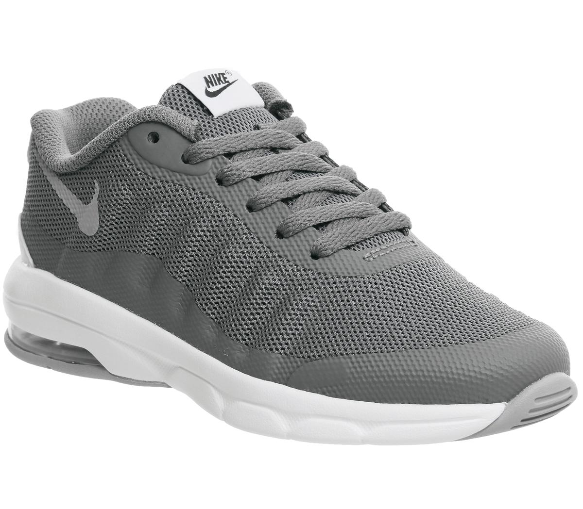Nike Invigor Ps Cool Grey Wolf Grey 