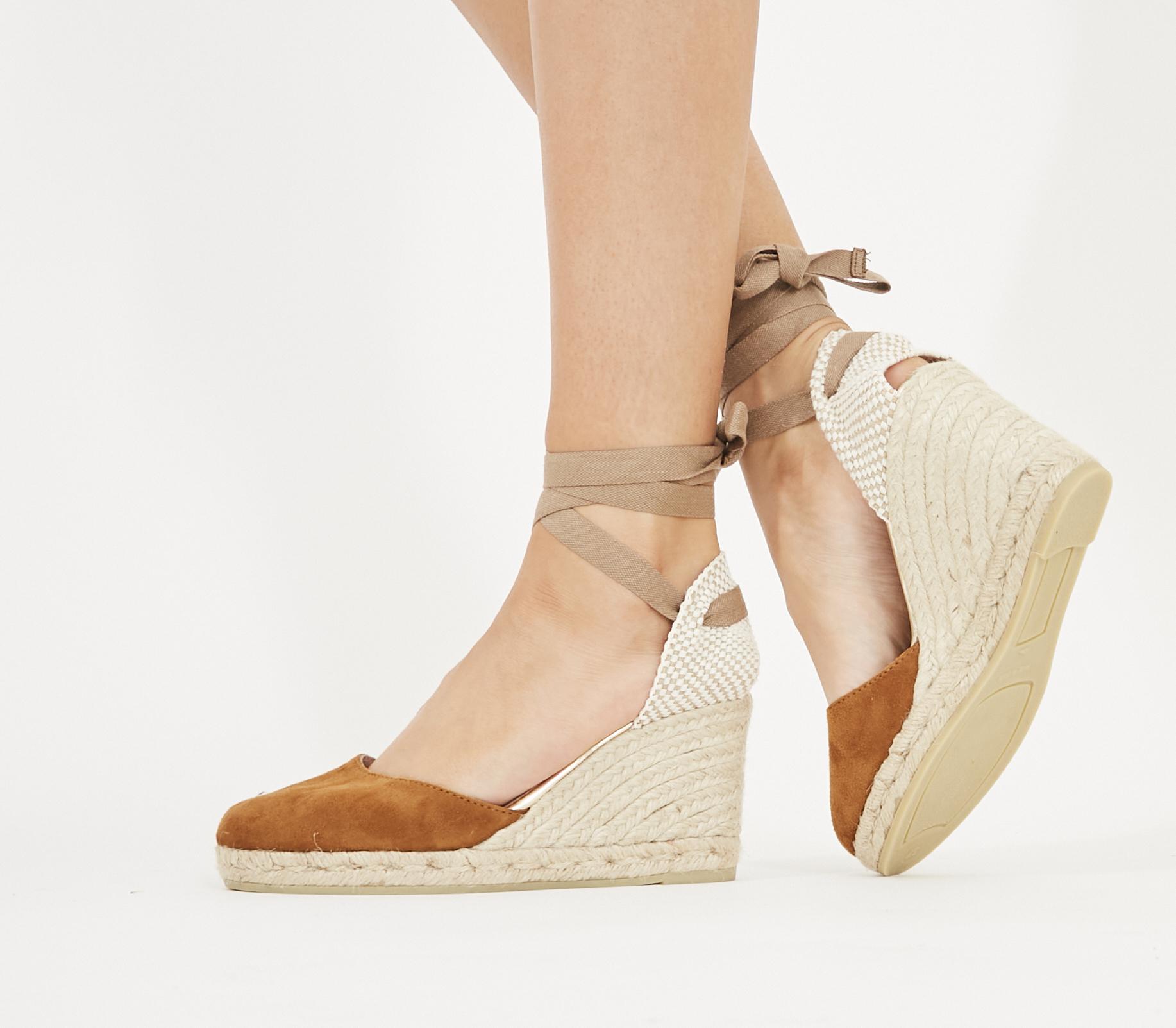 Ankle Wrap Heels Tan Suede Gold Rand 