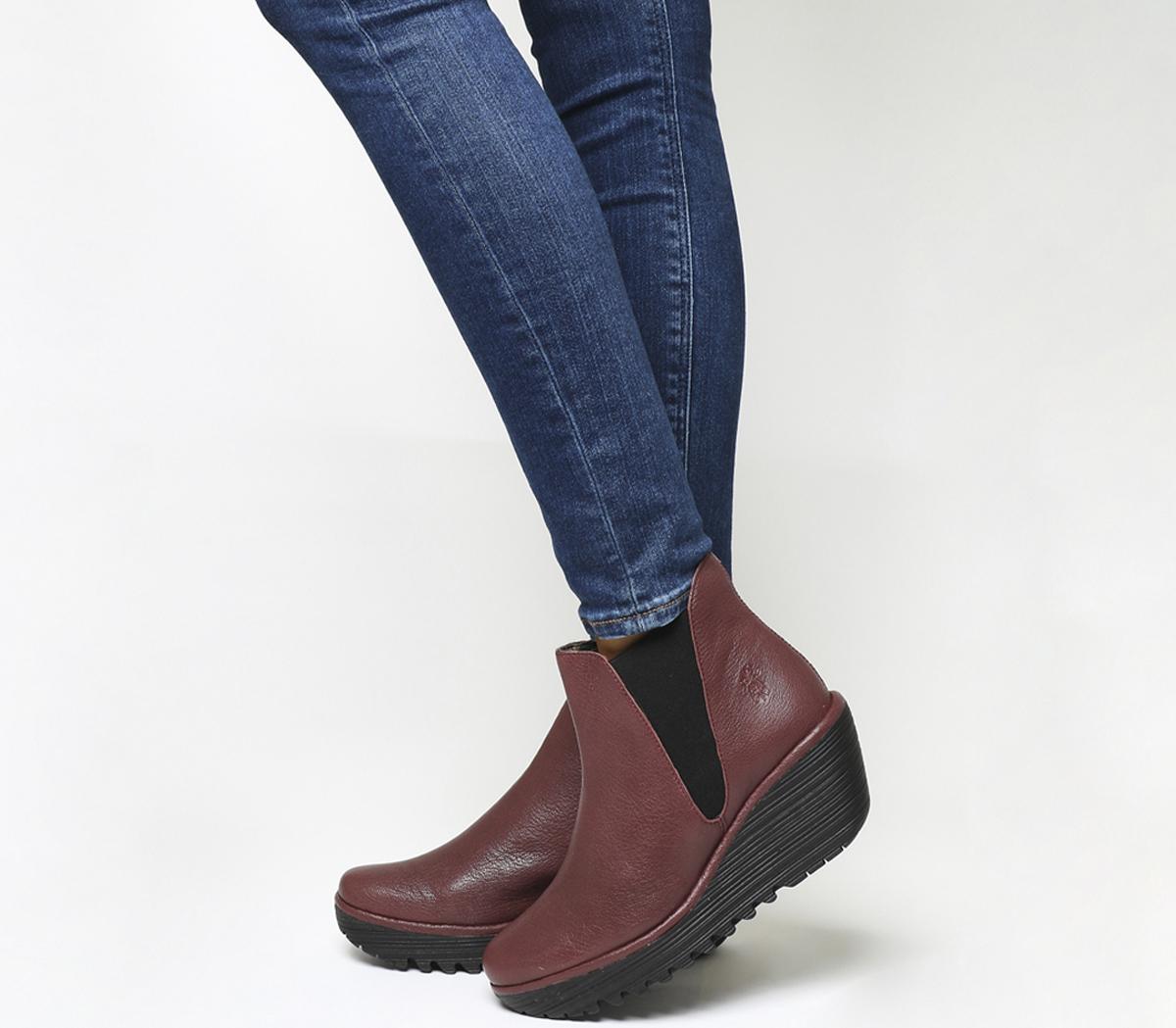 Fly London Yoss Chelsea Boots Red 