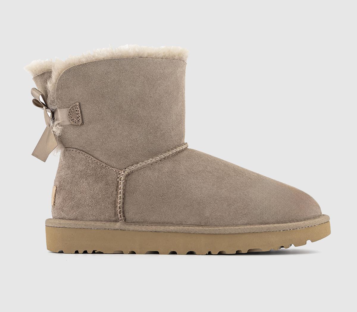 bailey bow uggs brown