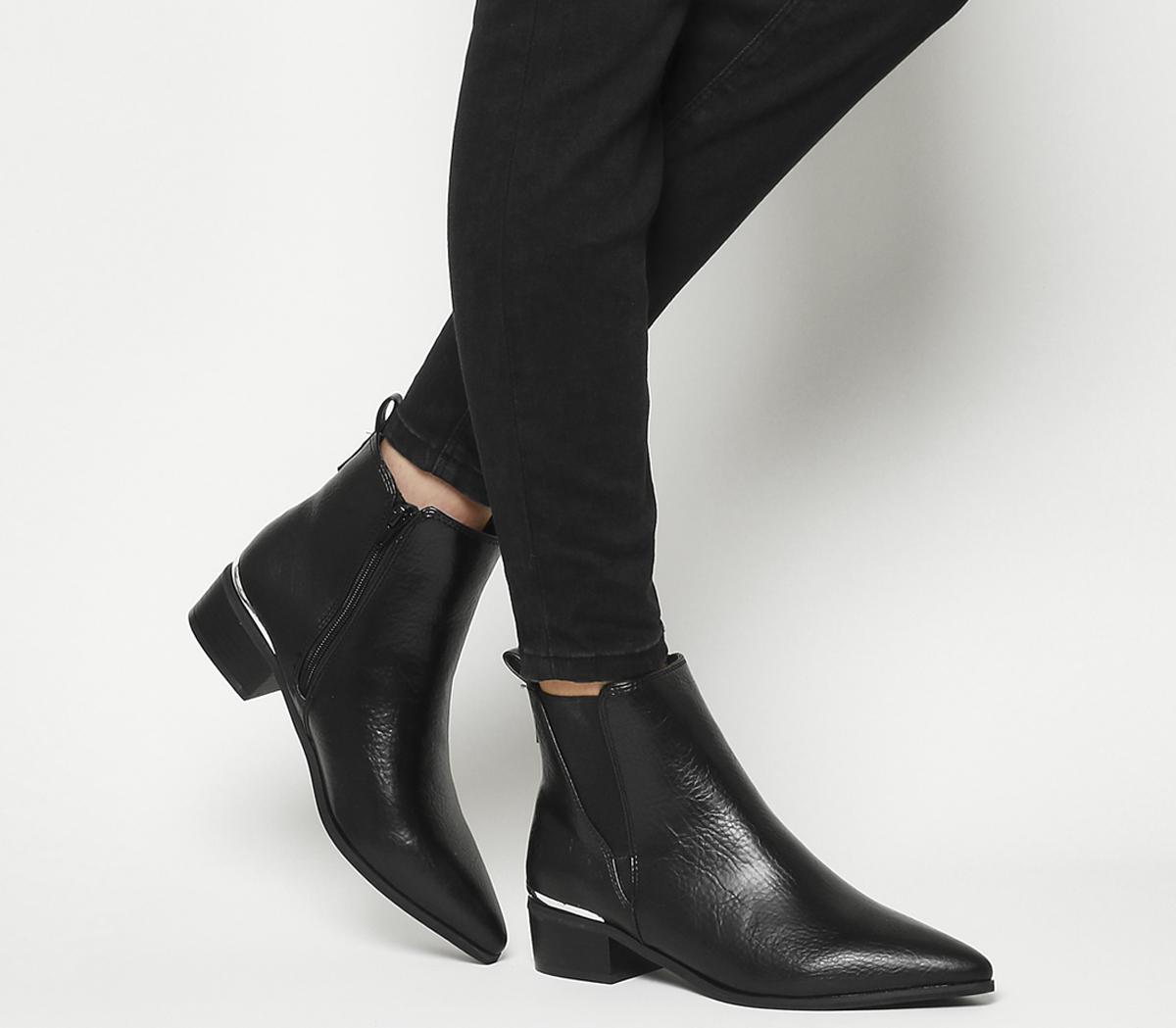 Anchor Pointed Flat Chelsea Boots Black 