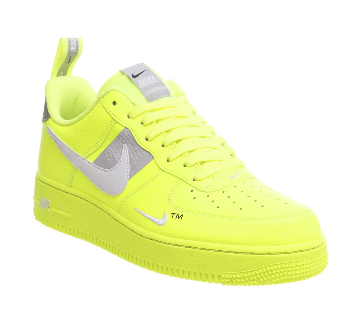 Nike Air Force 1 Utility Trainers Volt 