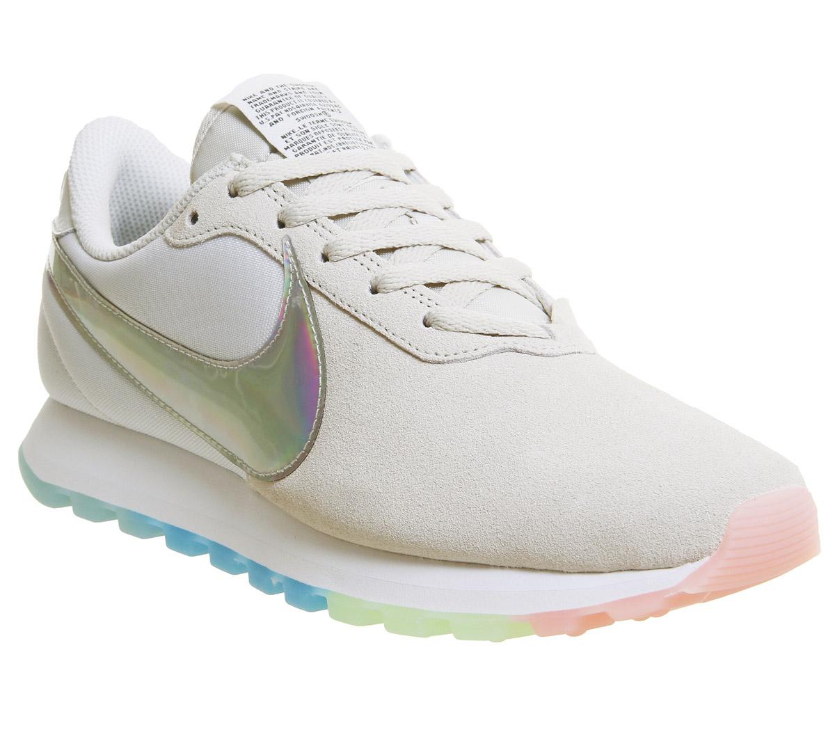 Nike Pre Love Ox Summit White Irridescent - Hers trainers
