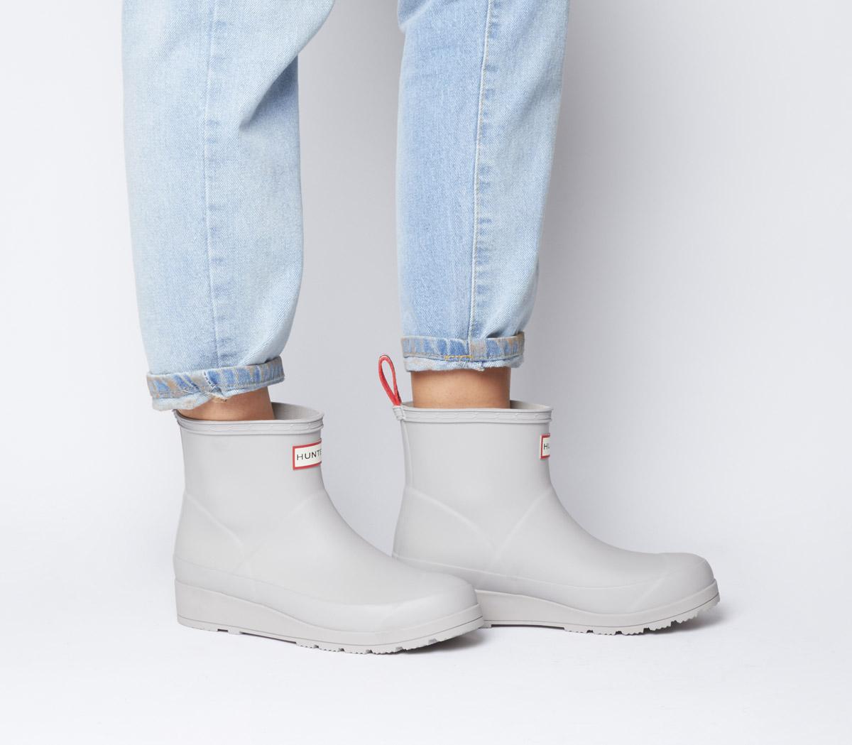 grey short boots