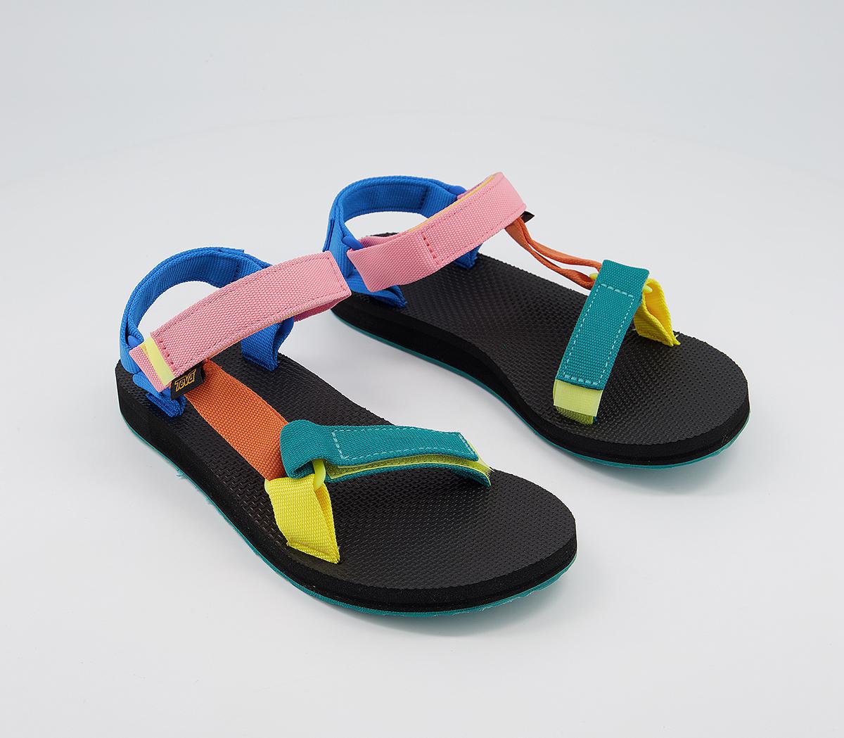 universal store sandals