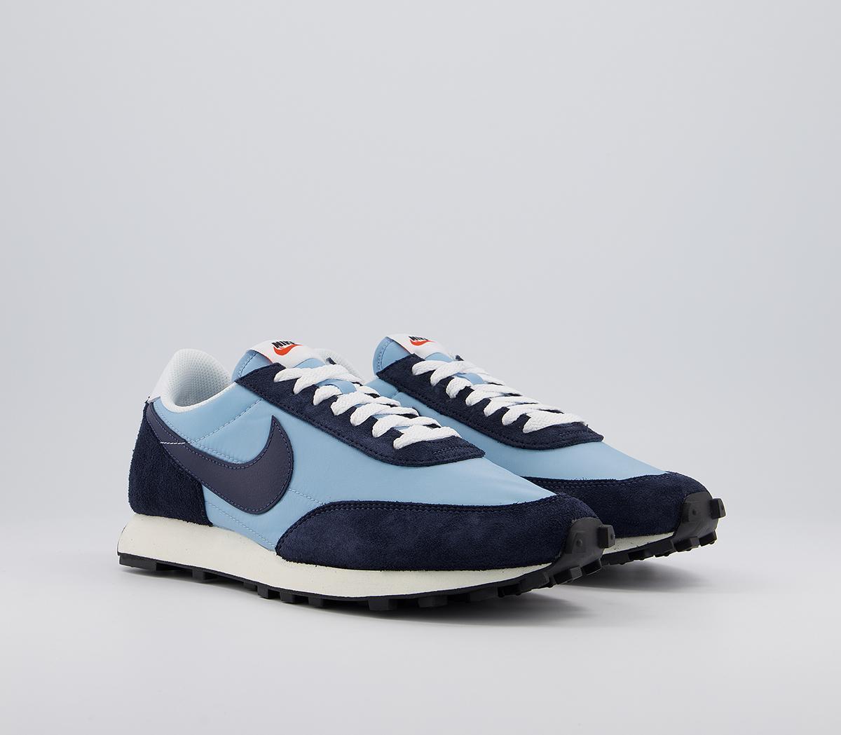 nike daybreak trainers in blue and orange