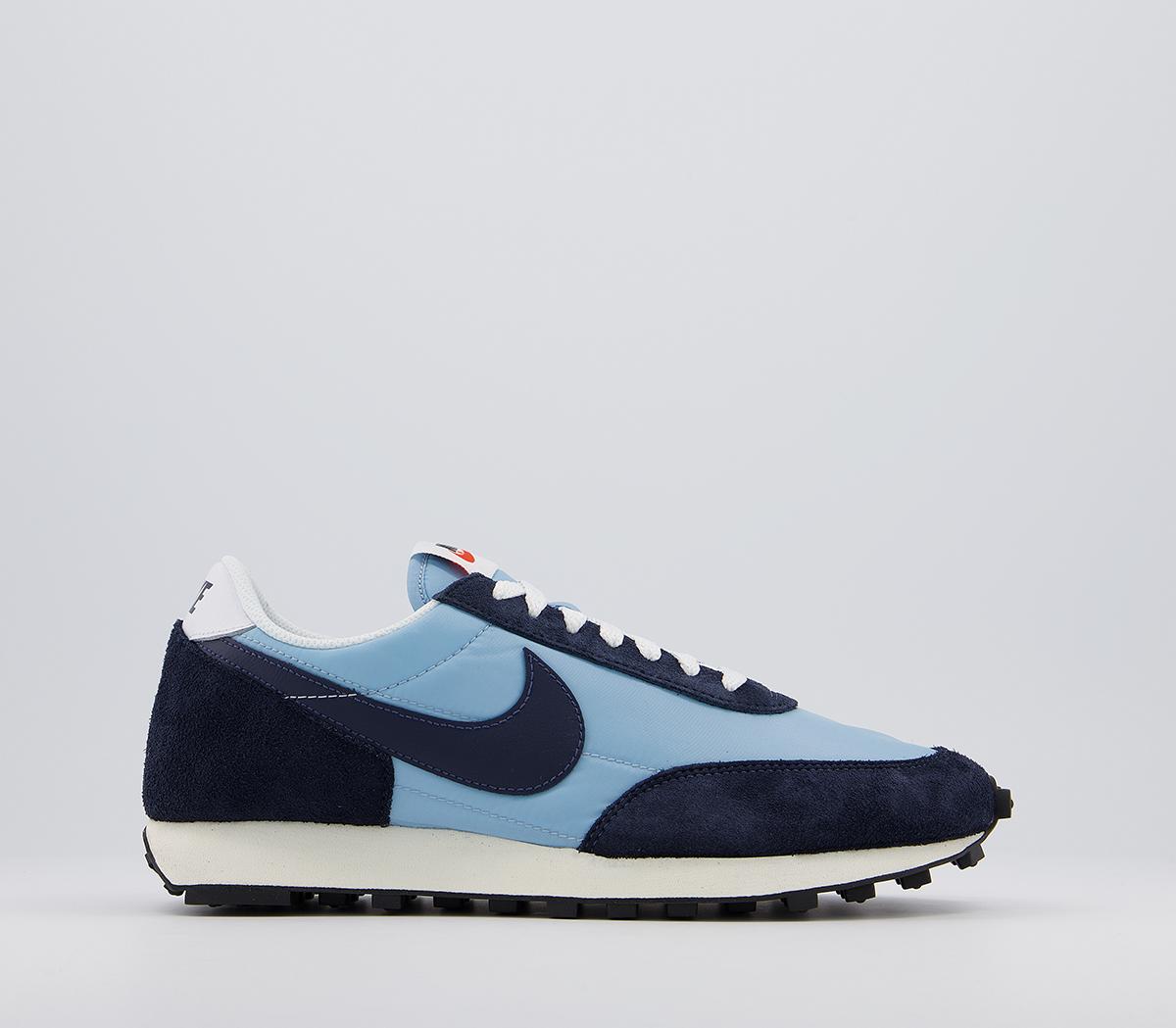 nike daybreak trainers in blue and orange
