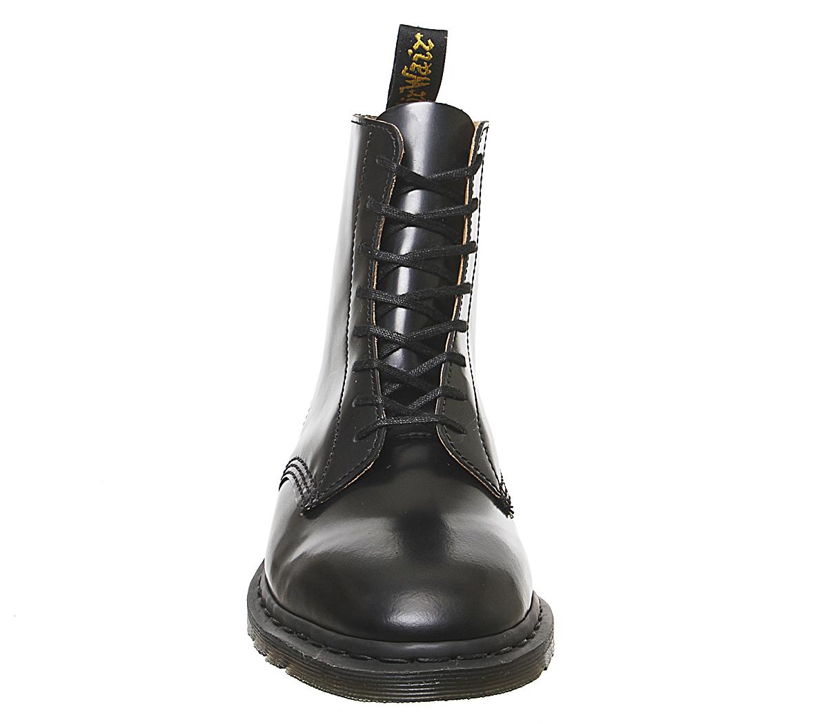 dr martens winchester black