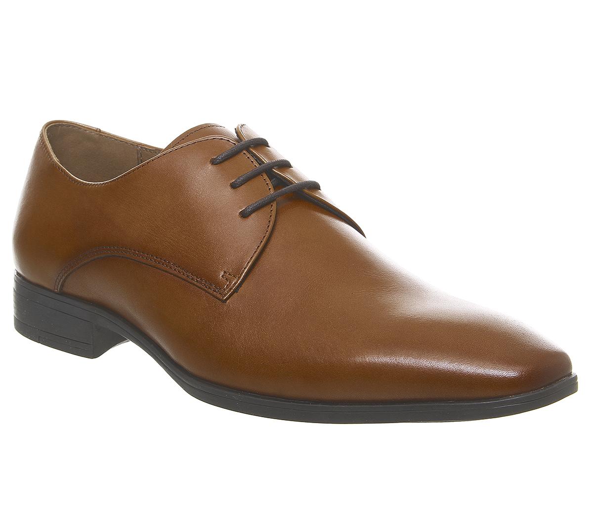 tan leather derby shoes