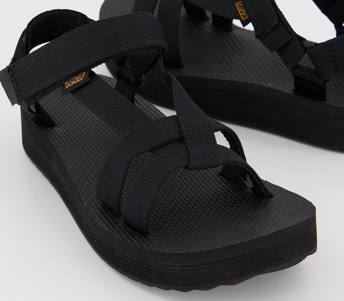 black tevas midform