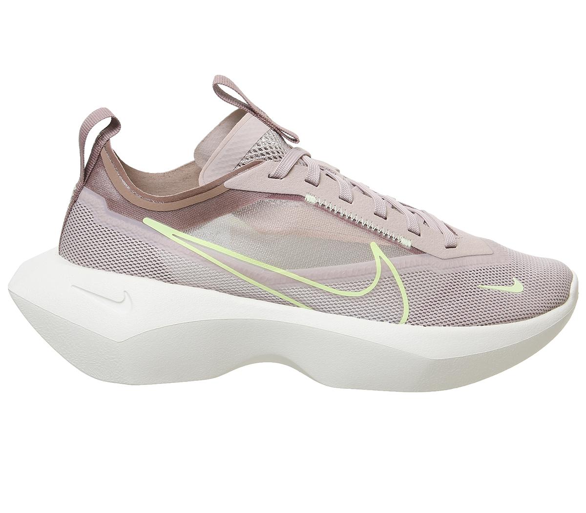 nike vista lite true to size