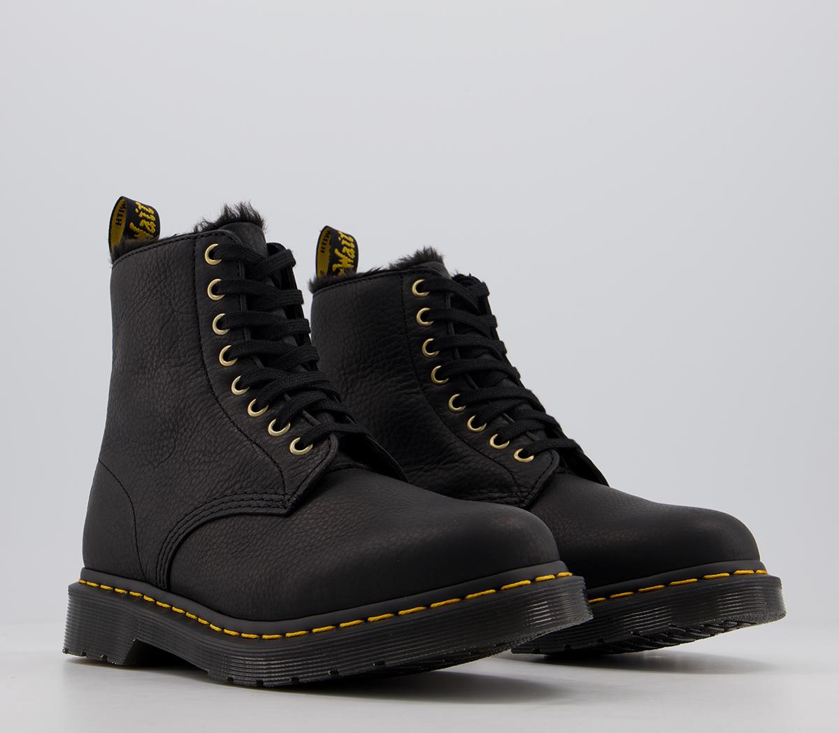 fur lined doc martens schuh