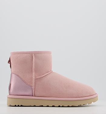 light pink ugg boots with bows