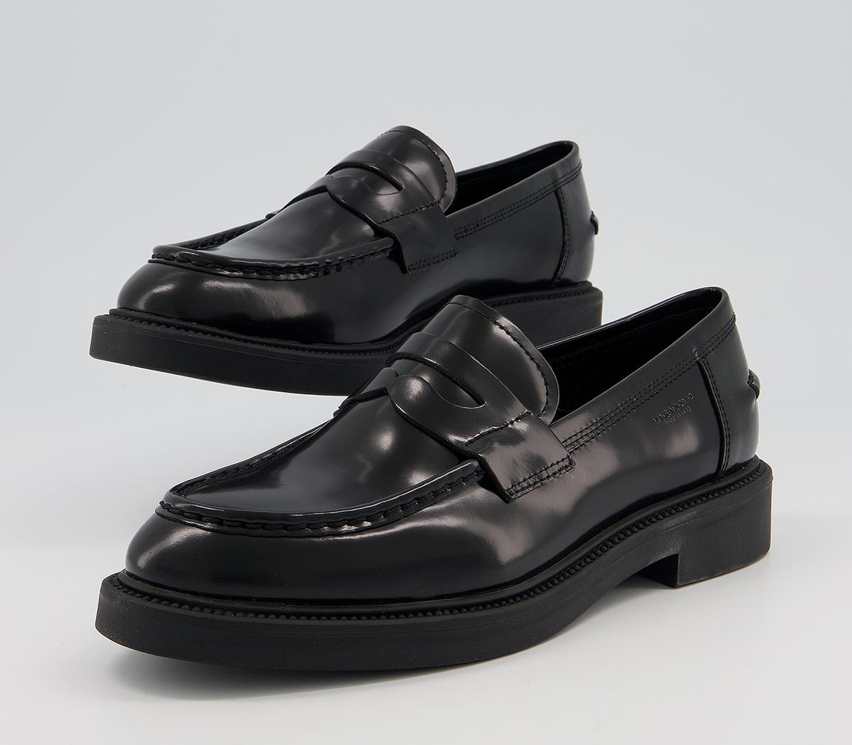 vagabond alex flat loafer in black
