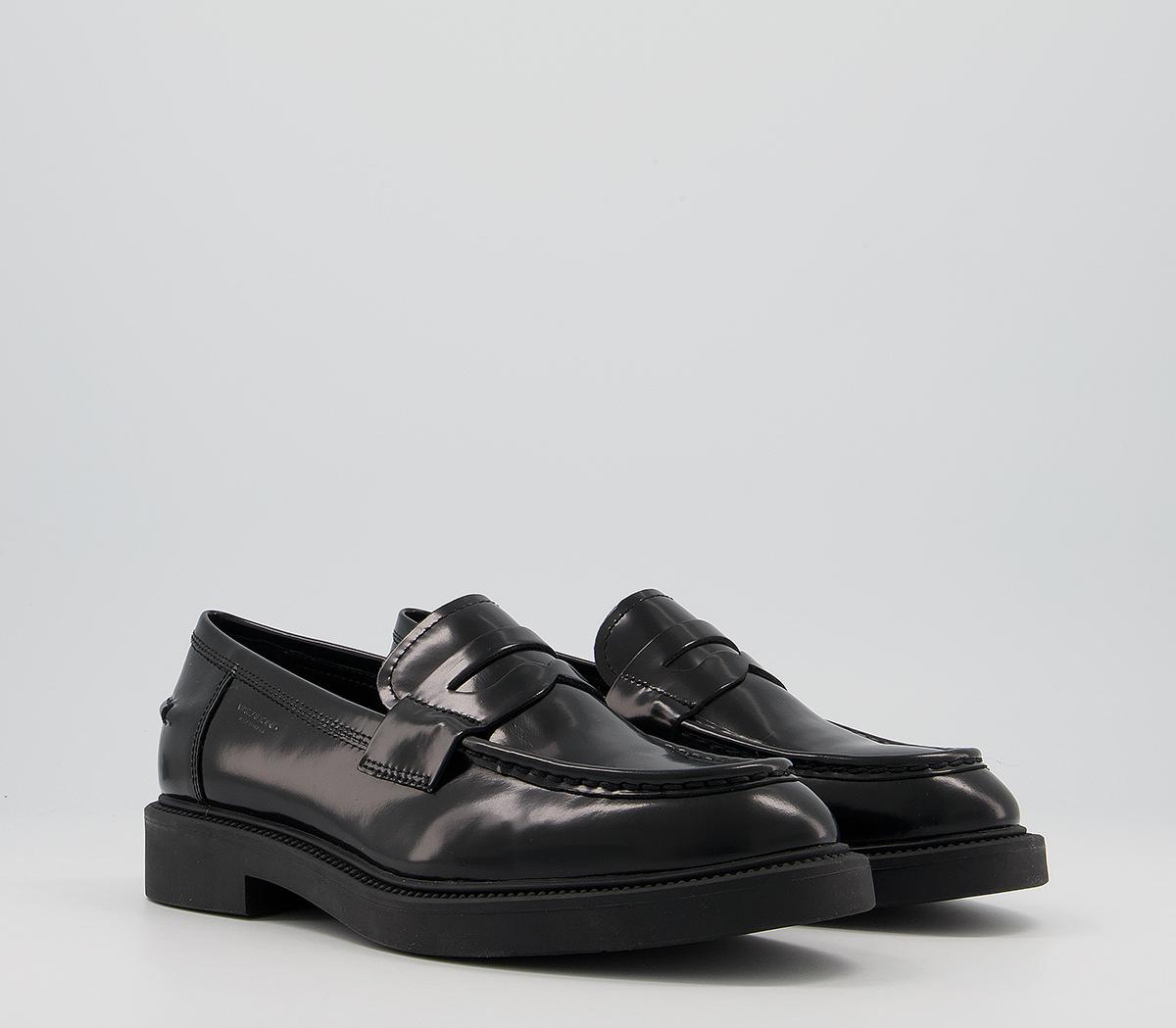 vagabond alex flat loafer in black