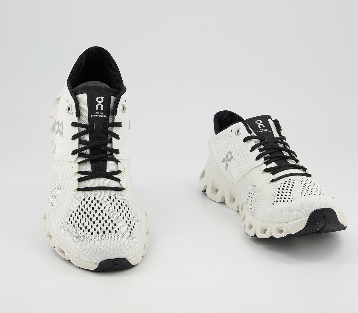 On Running Cloud X Trainers White Black F - Hers trainers