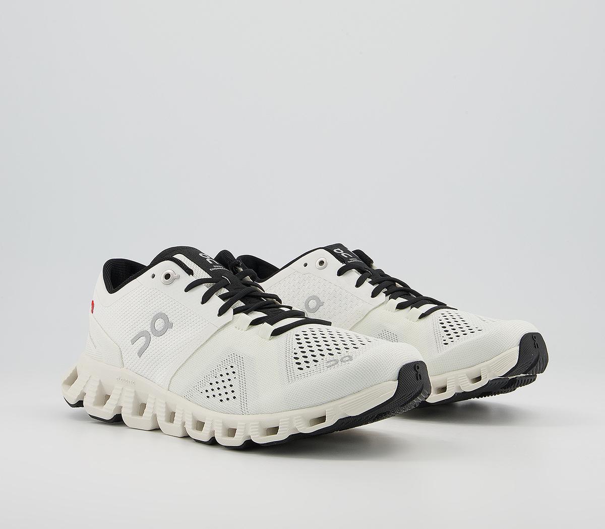 On Running Cloud X Trainers White Black F - Hers trainers