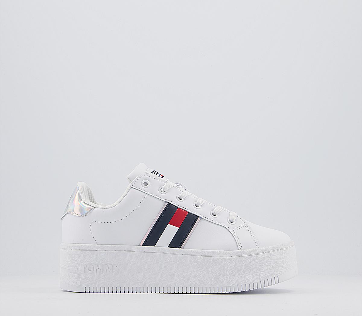 Iconic Sneakers Iconic Sneakers