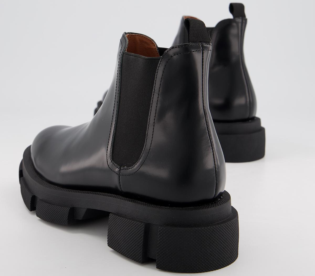 alias mae chelsea boots
