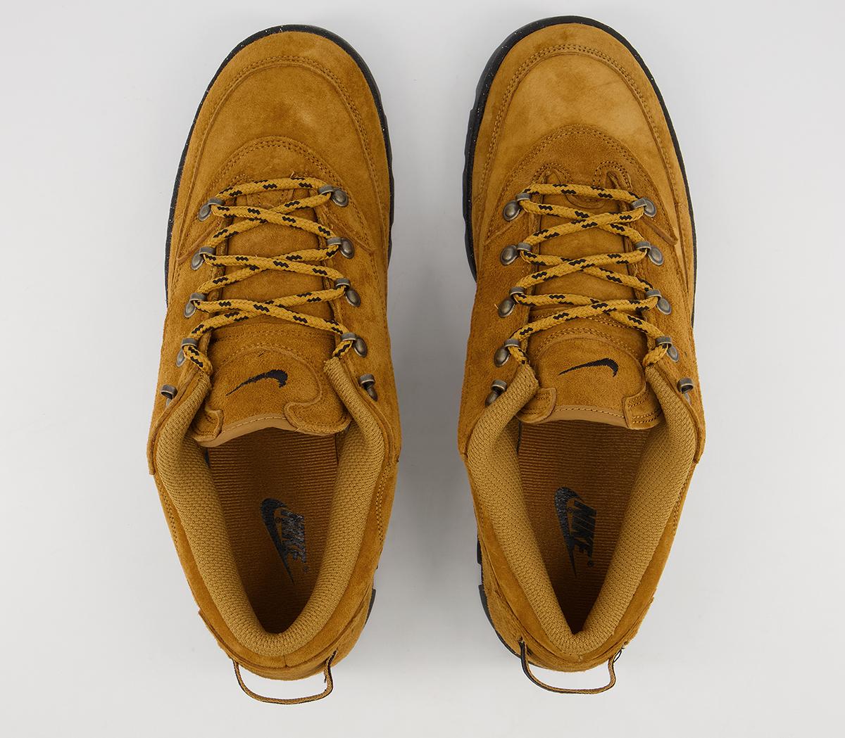 Nike Lahar Low Shoes Wheat Black Orange Wheat - Hers trainers